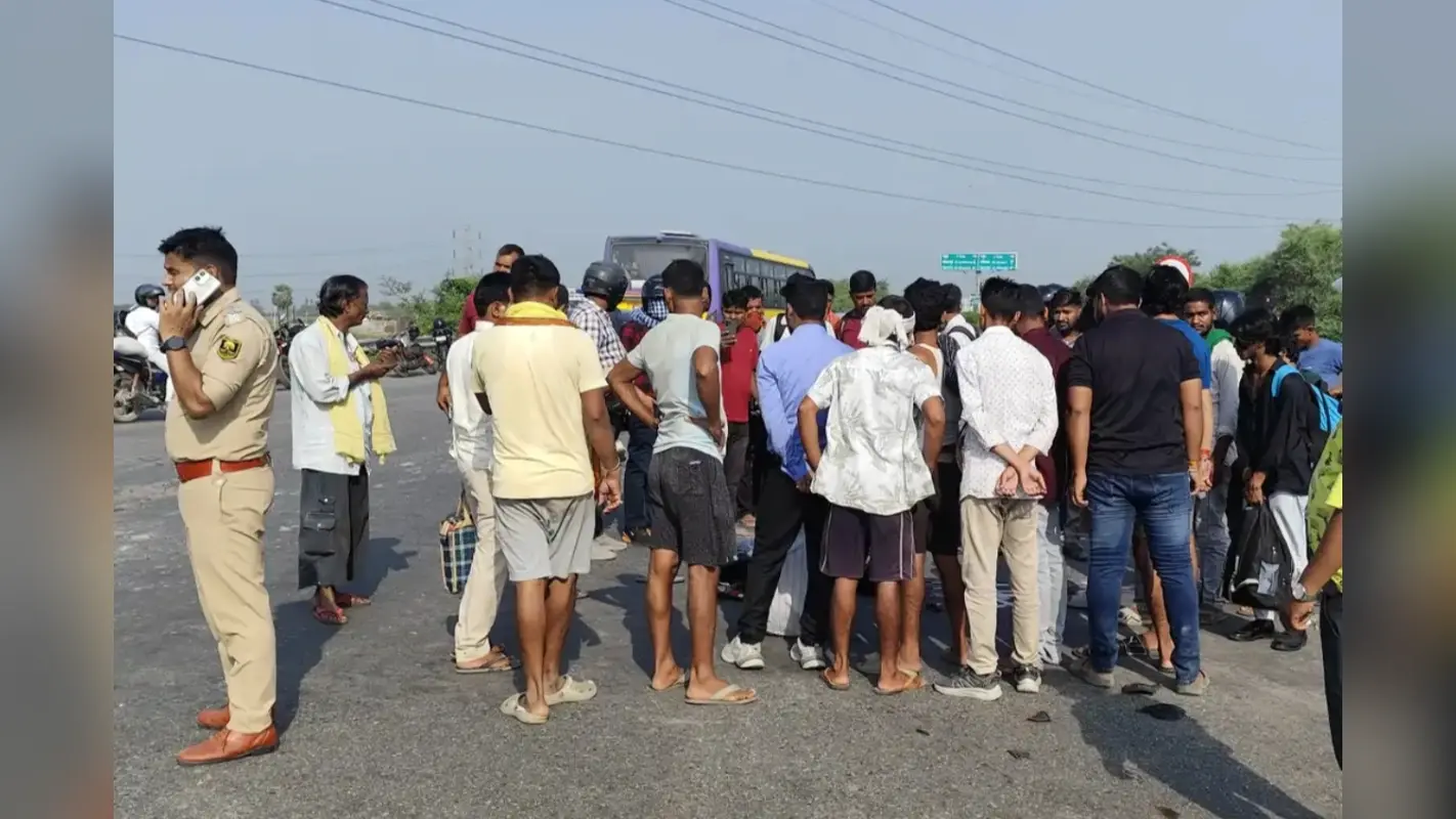पटना-बख्तियारपुर फोरलेन पर बाइक सवार दो दोस्तों को ट्रक ने कुचला, एक की मौत, जगदंबा स्थान से दर्शन कर लौट रहे थे